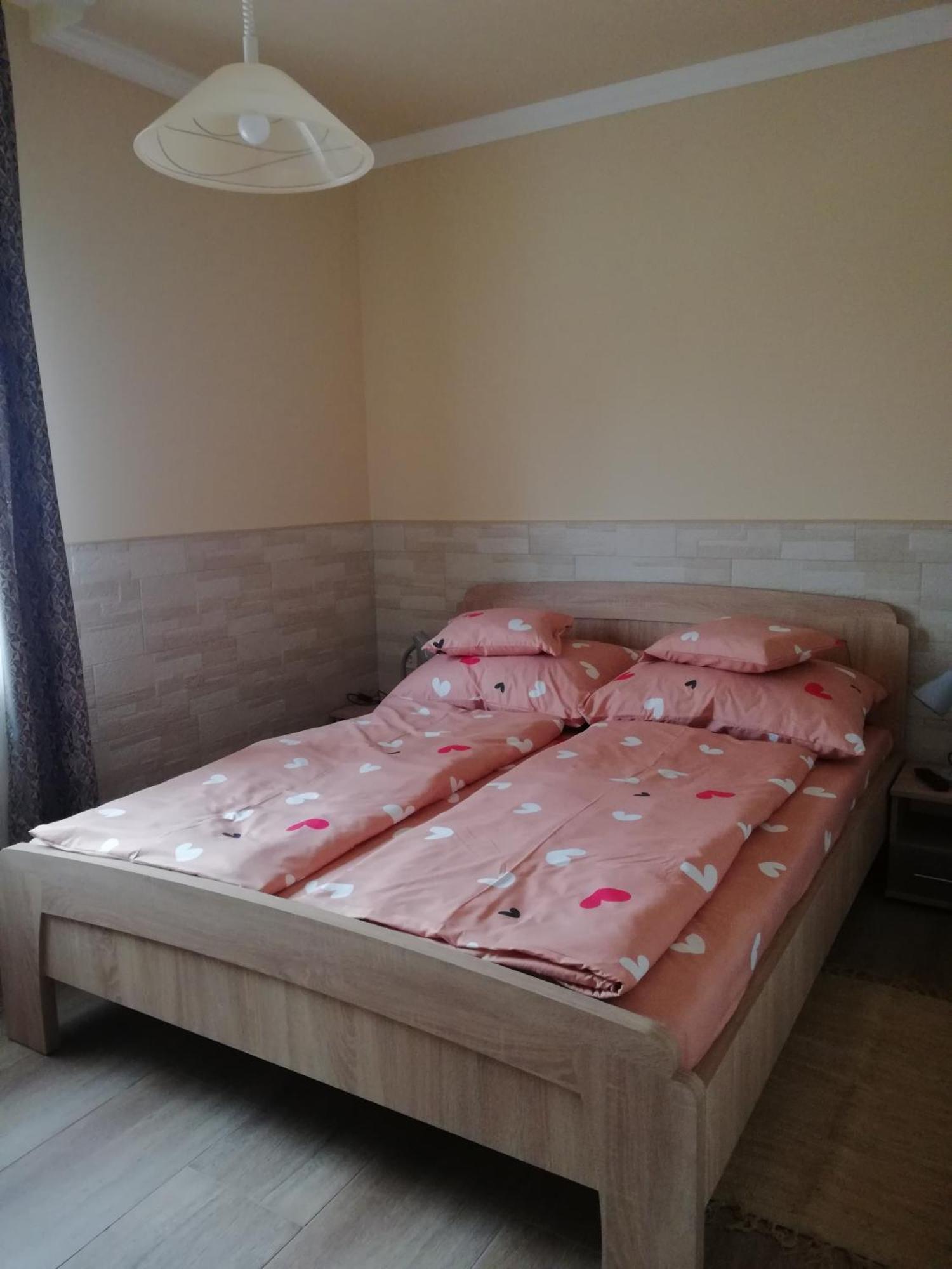 Imola Es Andrea Apartmanhaz 3 Hajduszoboszlo Ngoại thất bức ảnh