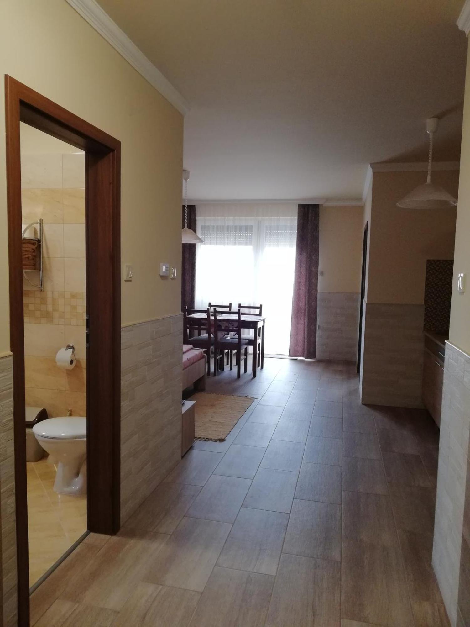 Imola Es Andrea Apartmanhaz 3 Hajduszoboszlo Ngoại thất bức ảnh